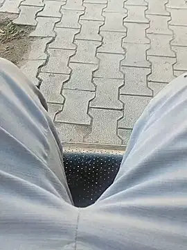 karandeep Bhagat online show from October 12, 3:52 am