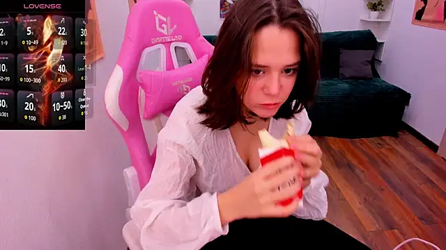 Snapshot of Nanami_hot_ chatting on November 29, 10:37 am Nanami hot online show from November 29, 10:37 am