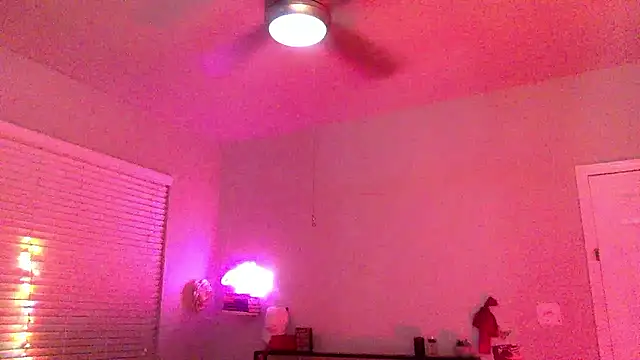 Texxaspearl online show from January 8, 7:03 am