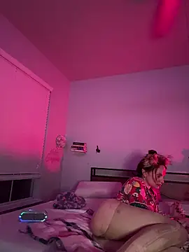 Texxaspearl online show from March 6, 10:21 am