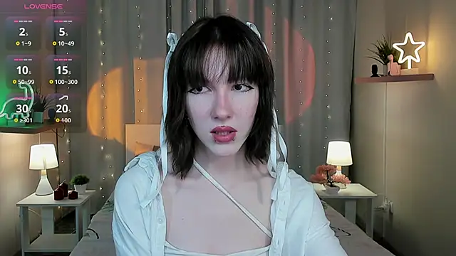 JessieRich online show from November 3, 8:01 pm