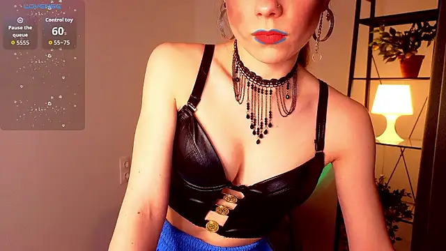 KarenSmitht online show from March 2, 4:14 pm