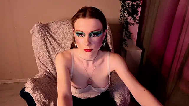 KarenSmitht online show from February 12, 4:07 pm