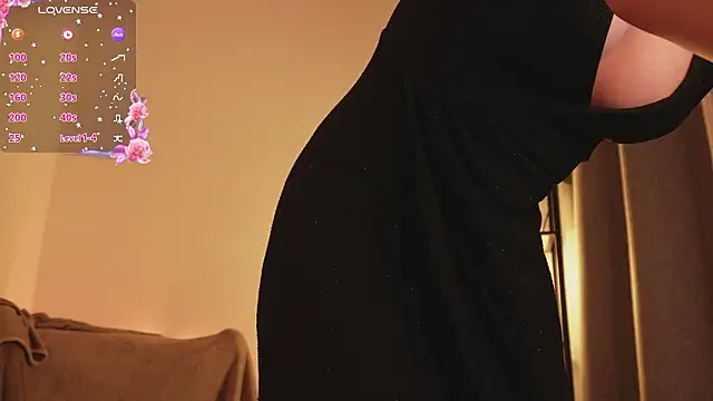 KarenSmitht online show from March 15, 1:51 pm