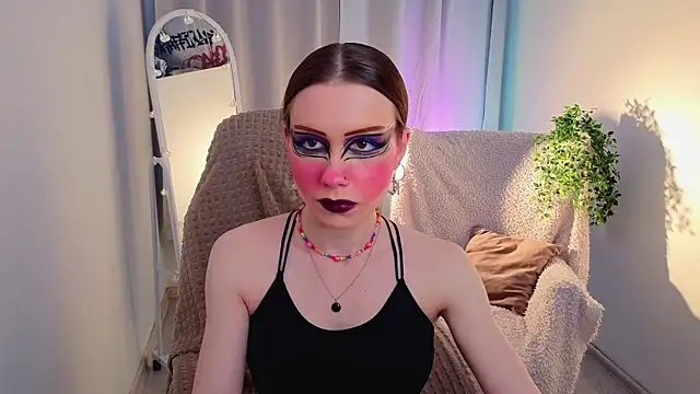 KarenSmitht online show from April 10, 4:47 pm