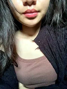 Snapshot of Bella_sexy98 chatting on November 20, 3:18 am Bella sexy98 online show from November 20, 3:18 am