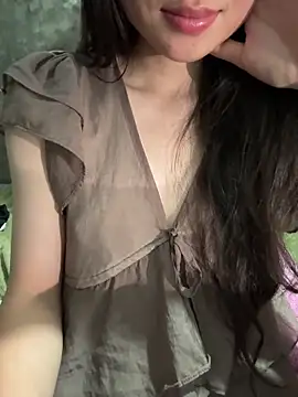 Snapshot of Bella_sexy98 chatting on June 4, 2:55 pm Bella sexy98 online show from June 4, 2:55 pm