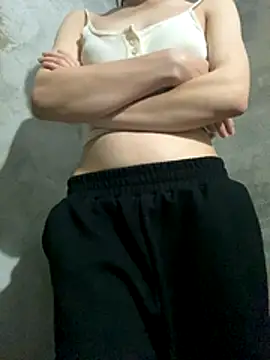 Snapshot of Bella_sexy98 chatting on December 1, 2:18 pm Bella sexy98 online show from December 1, 2:18 pm