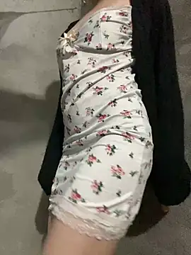 Snapshot of Bella_sexy98 chatting on November 27, 1:11 pm Bella sexy98 online show from November 27, 1:11 pm