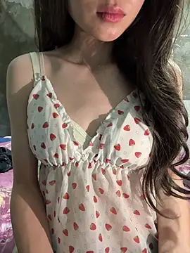 Snapshot of Bella_sexy98 chatting on July 12, 7:53 am Bella sexy98 online show from July 12, 7:53 am