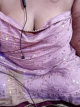 lickcandy online show from November 19, 8:20 pm