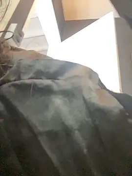 Snapshot of krisstenSantos chatting on October 29, 12:26 pm krisstenSantos online show from October 29, 12:26 pm