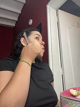 Snapshot of krisstenSantos chatting on October 25, 12:17 pm krisstenSantos online show from October 25, 12:17 pm