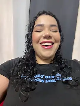 Snapshot of krisstenSantos chatting on November 3, 1:47 pm krisstenSantos online show from November 3, 1:47 pm