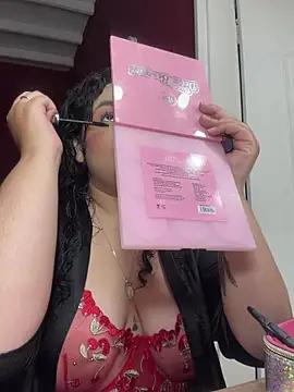 krisstenSantos online show from January 14, 1:26 pm