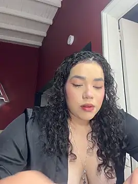 krisstenSantos online show from February 5, 3:19 pm