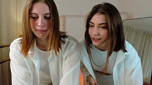 Pink Muse online show from December 3, 2:16 pm