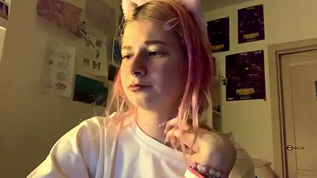 Snapshot of PinkVampire chatting on October 9, 8:53 pm PinkVampire online show from October 9, 8:53 pm