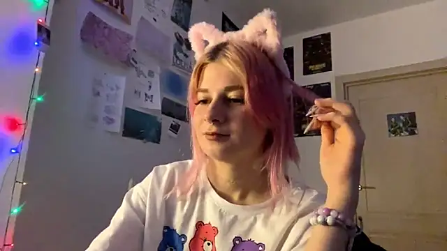 Snapshot of PinkVampire chatting on October 10, 9:26 pm PinkVampire online show from October 10, 9:26 pm