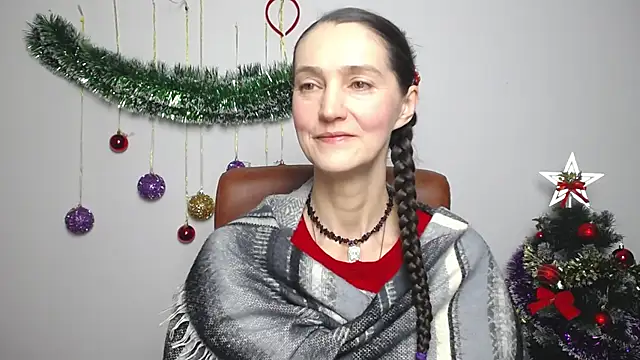 TayaFinch online show from December 15, 1:39 pm