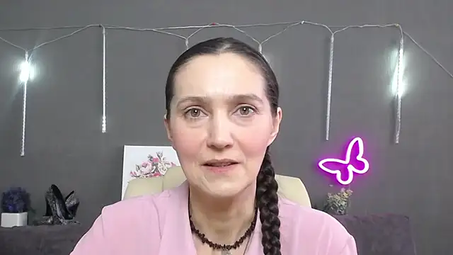 TayaFinch online show from March 1, 1:22 pm