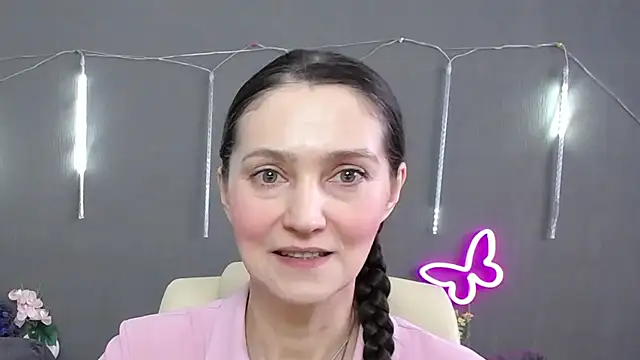 TayaFinch online show from March 8, 1:14 pm