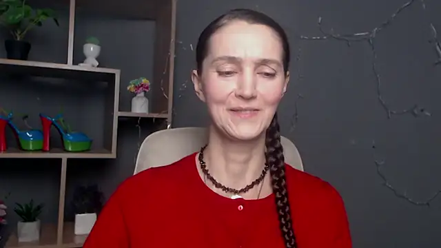 TayaFinch online show from November 16, 1:16 pm