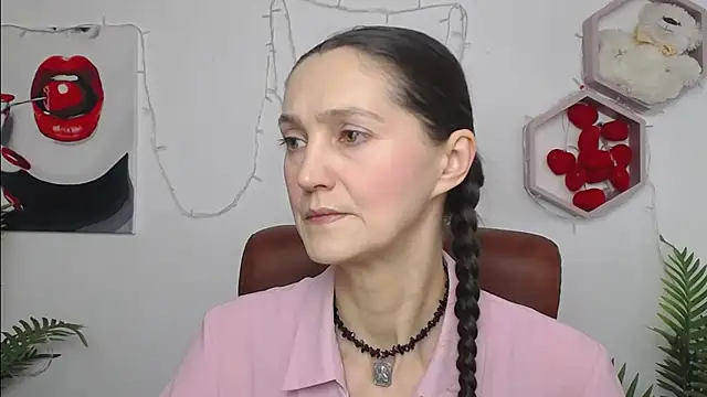 TayaFinch online show from February 28, 1:22 pm