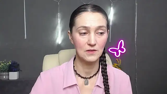 TayaFinch online show from February 24, 1:23 pm