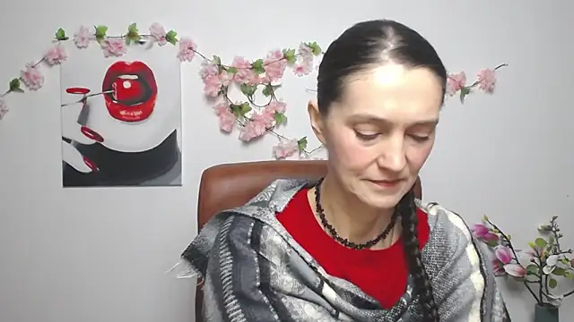 TayaFinch online show from December 2, 1:24 pm