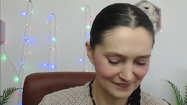 TayaFinch online show from March 21, 1:26 pm