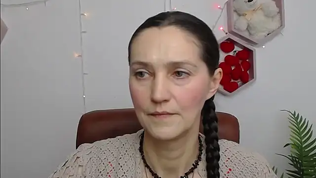 TayaFinch online show from March 14, 1:17 pm