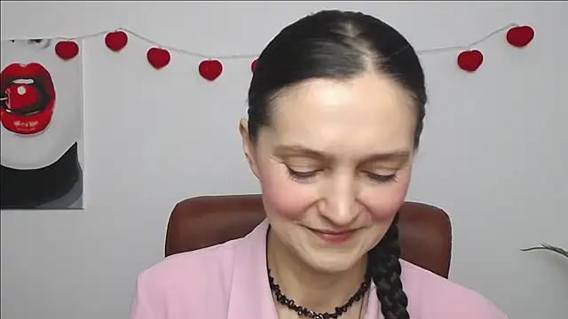 TayaFinch online show from February 20, 1:24 pm