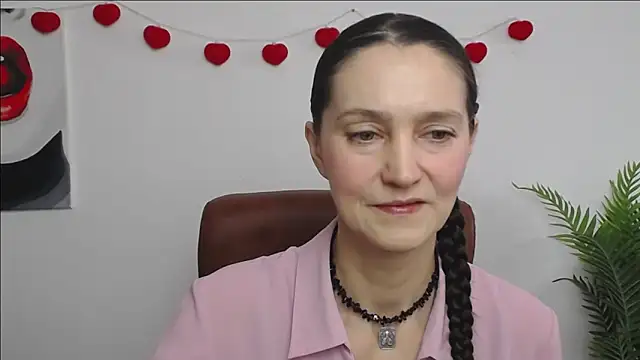 TayaFinch online show from February 23, 1:12 pm