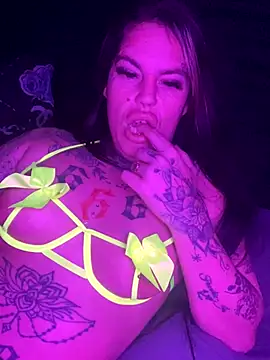Snapshot of DIRTY_PAISLEY_X chatting on September 24, 11:32 pm DIRTY PAISLEY X online show from September 24, 11:32 pm