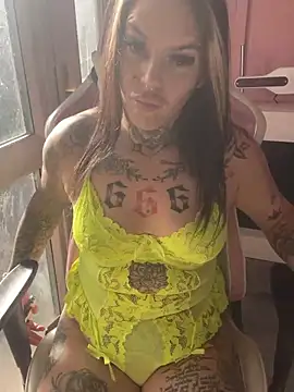 DIRTY PAISLEY X online show from October 29, 1:54 pm