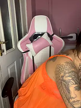 DIRTY PAISLEY X online show from October 28, 7:02 pm