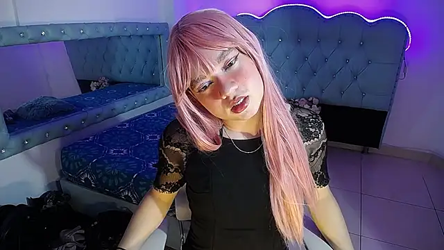 Cordelia Perlman online show from September 19, 12:42 pm