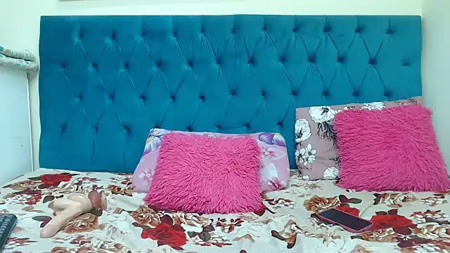 bemymasterlovers online show from March 19, 4:34 am