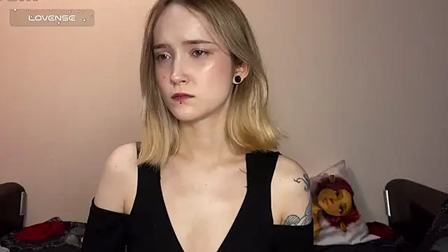 SoftcoreAlly online show from October 13, 3:57 pm