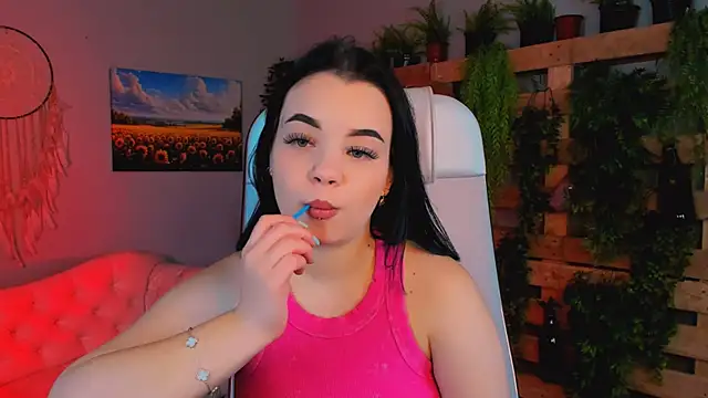 leslierowe  online show from September 25, 5:08 pm