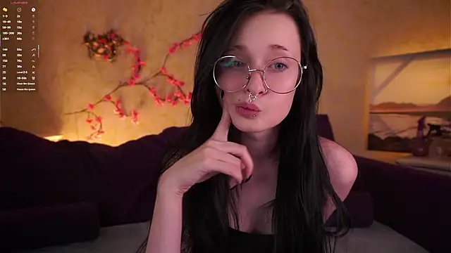 DarcyAspacio online show from March 25, 11:09 am