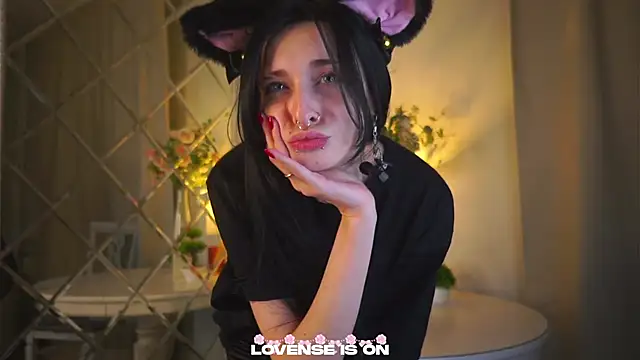 DarcyAspacio online show from December 3, 11:20 am