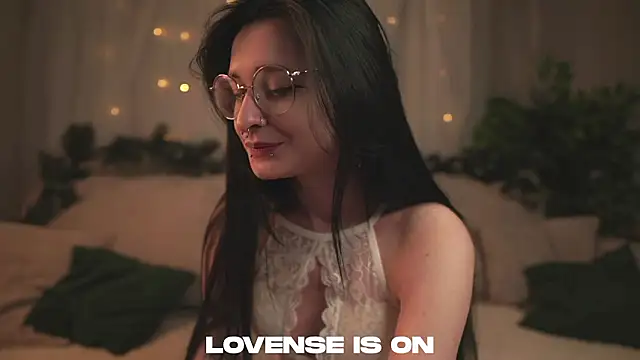 DarcyAspacio online show from January 18, 11:24 am