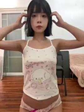 qiqi x online show from March 10, 2:32 pm