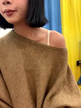 qiqi x online show from February 23, 2:17 pm