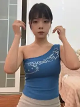 qiqi x online show from March 2, 2:02 pm