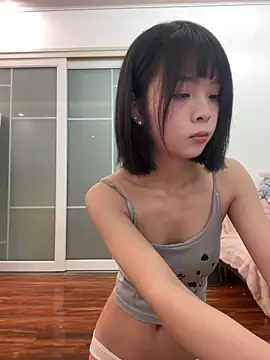 qiqi x online show from February 25, 2:17 pm