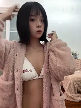 qiqi x online show from February 26, 1:55 pm