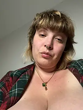 STRIPsegale online show from April 15, 8:20 pm